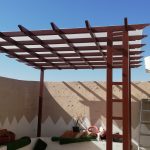 مظلات حدائق حديد شكل خشبي في الرياض